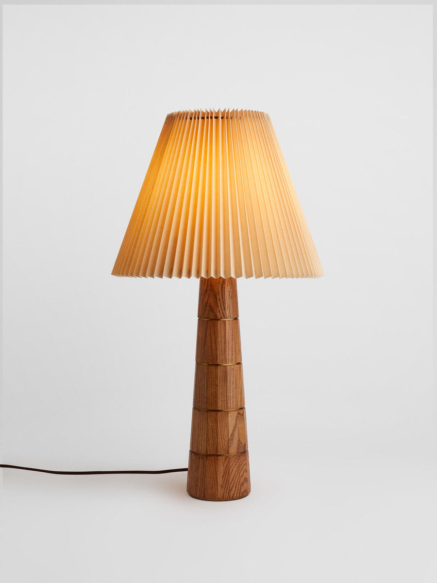 FACET TABLE LAMP