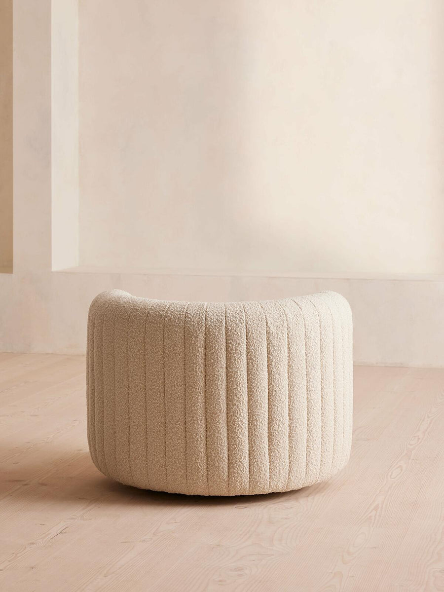 VIVIENNE ARMCHAIR | BOUCLE NATURAL