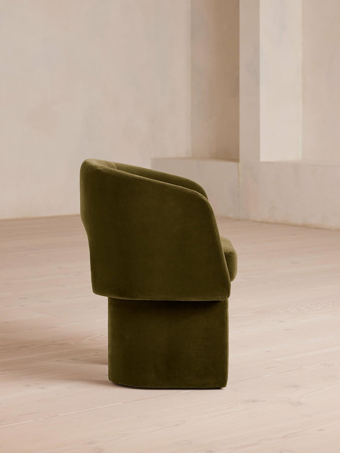 MORRELL CHAIR | OLIVE VELVET