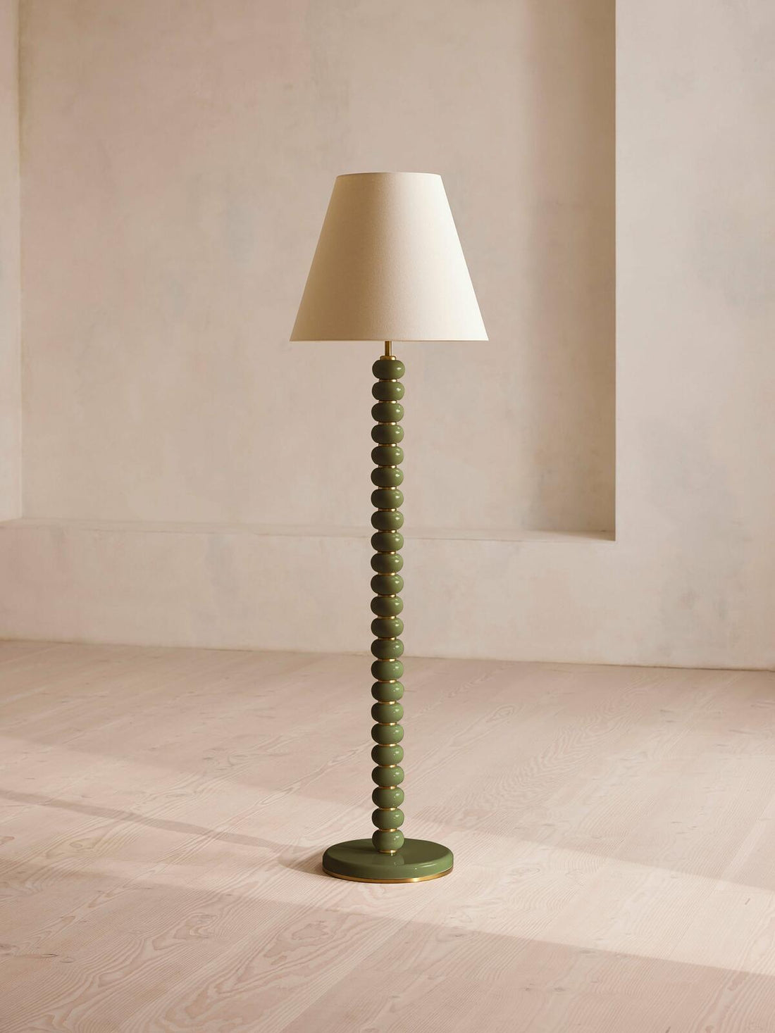 GREYSON FLOOR LAMP | HIGH GLOSS GREEN