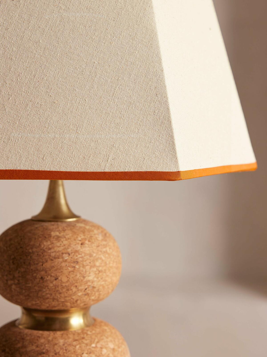 NAOMI TABLE LAMP