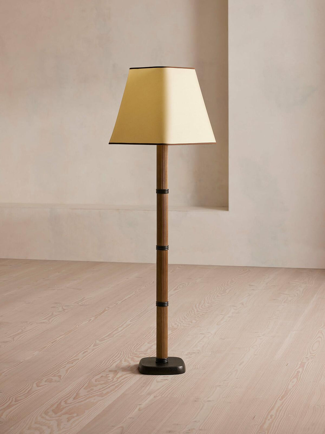 LEWINGTON FLOOR LAMP