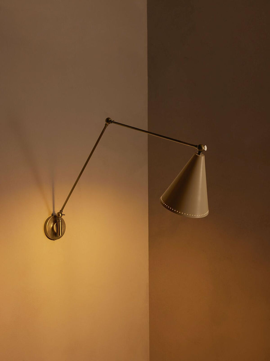 VINCENT WALL LIGHT | PANTONE CREAM