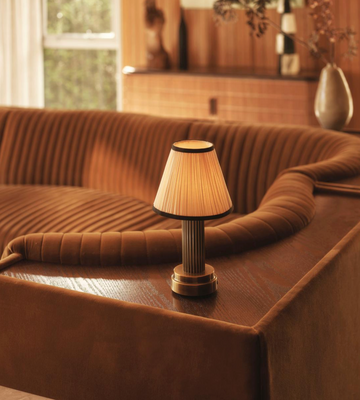EMMIE PORTABLE LAMP