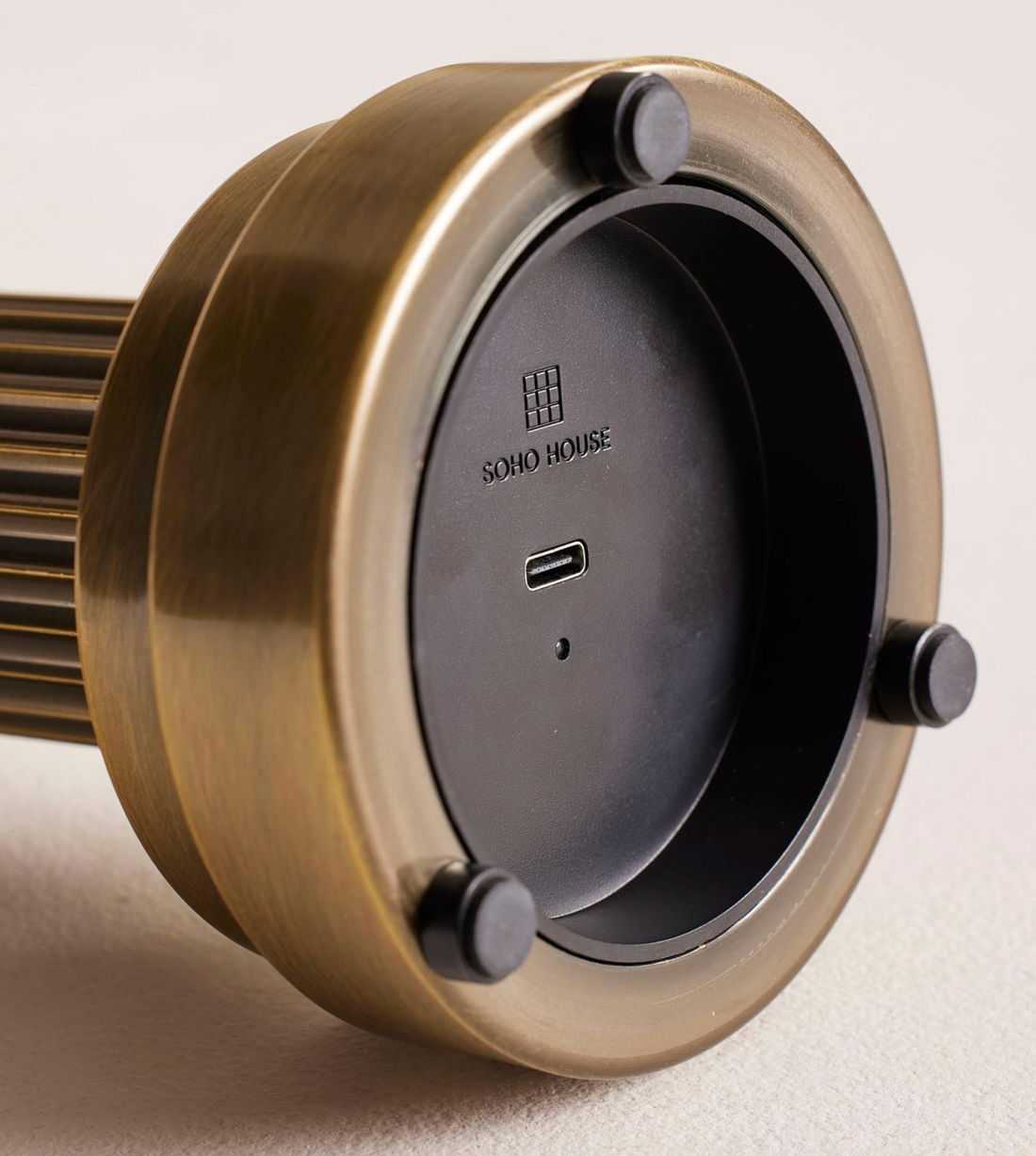 EMMIE PORTABLE LAMP